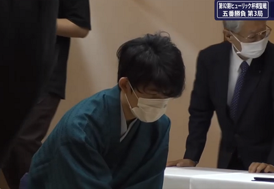 藤井棋聖、タイトル防衛＆九段昇段