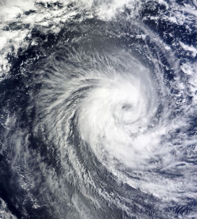 台風がじわじわ